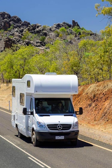 Australia camper roadtrip selfdrive