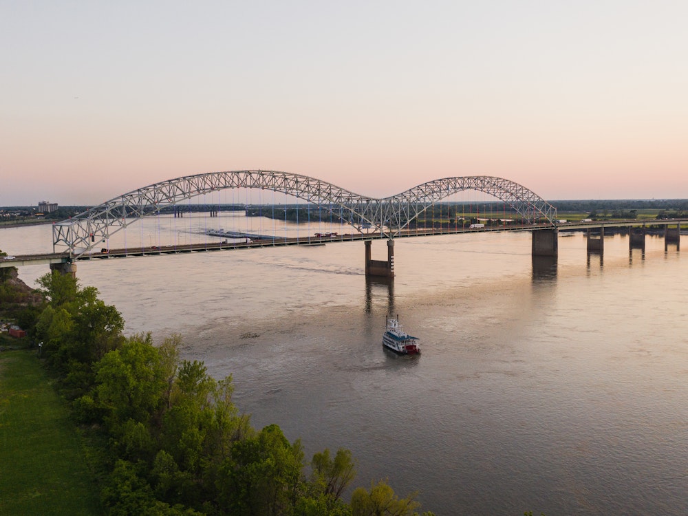 Boot op de Mississippi River bij Memphis