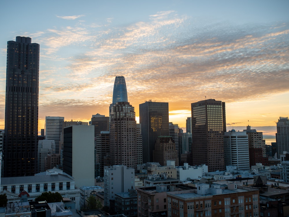 San Francisco Skyline in der Abenddämmerung | USA Reisen