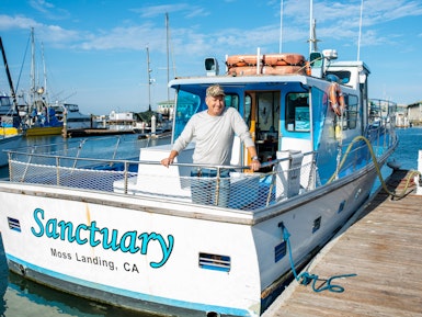 US Monterey Bay Partner Detailed Page Activity Easy Going2 DSC7061 Robert2020 Monterey Bay Sanctuary Cruises