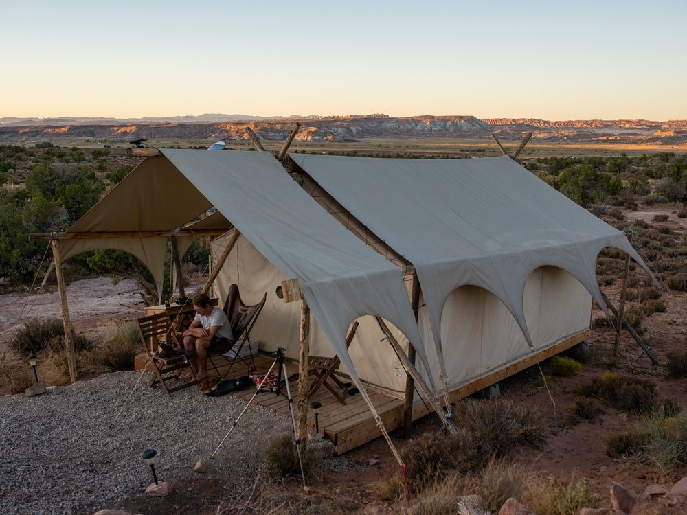 Großes komfortables Zelt in der Wüste Moab
