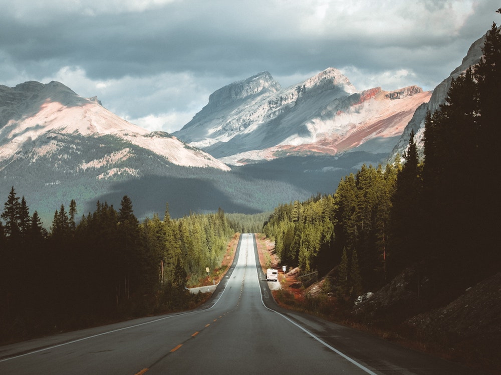 Canada icefields parkway road mountains chris henry