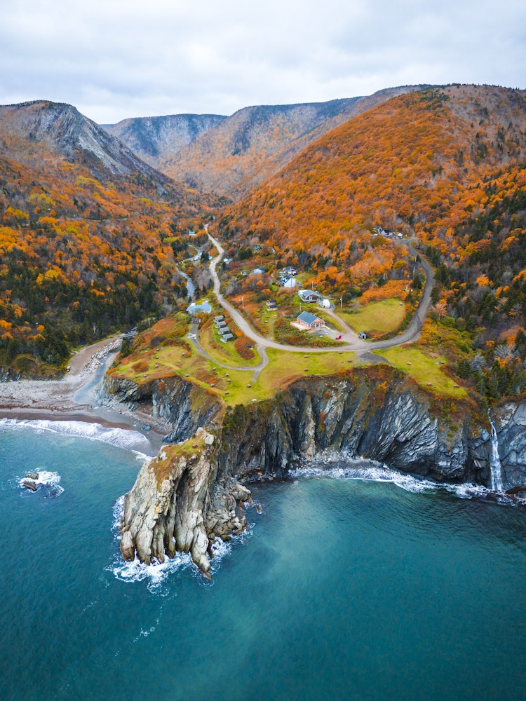 ca_couples_view_meat cove