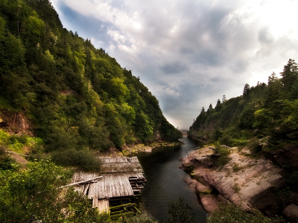 Canada fundy national park new brunswick dam tide