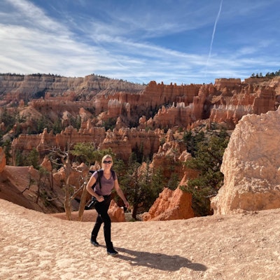 Lisette united states bryce national park view mountains red rocks