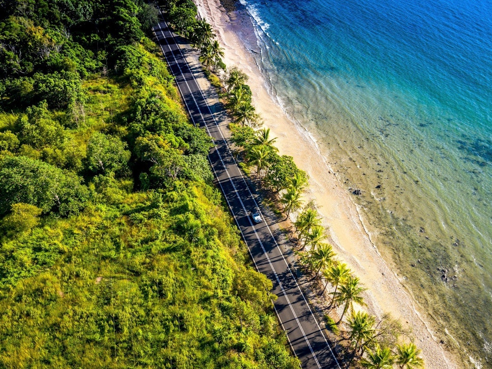 Aus beach queensland road tropical 1 1