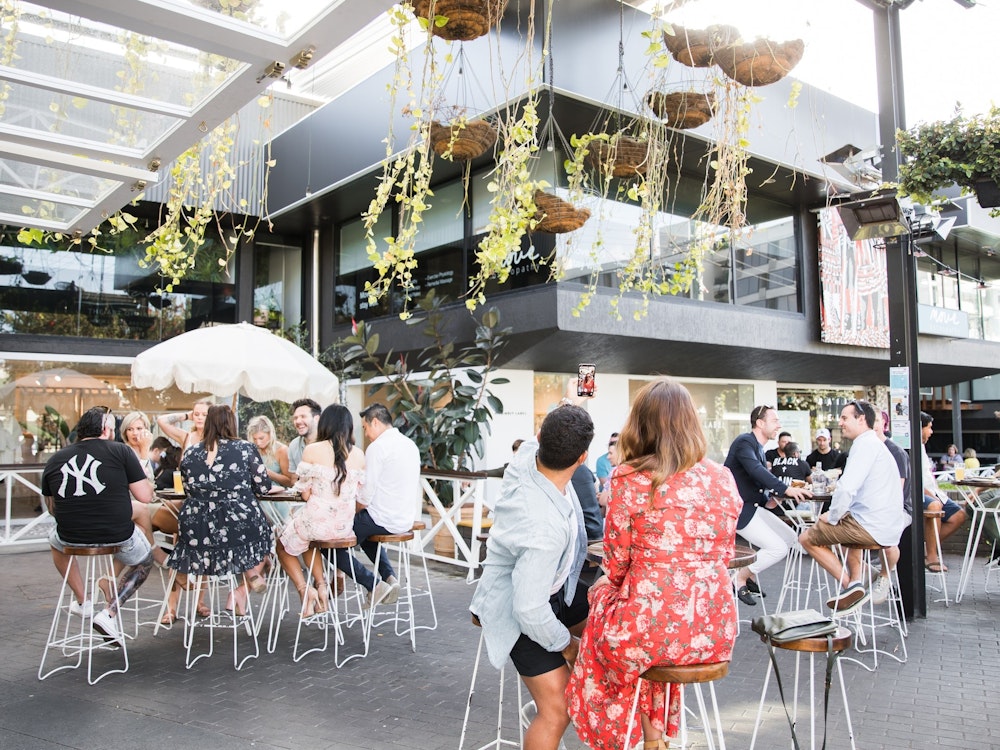 Helles Outdoor-Café in Brisbane