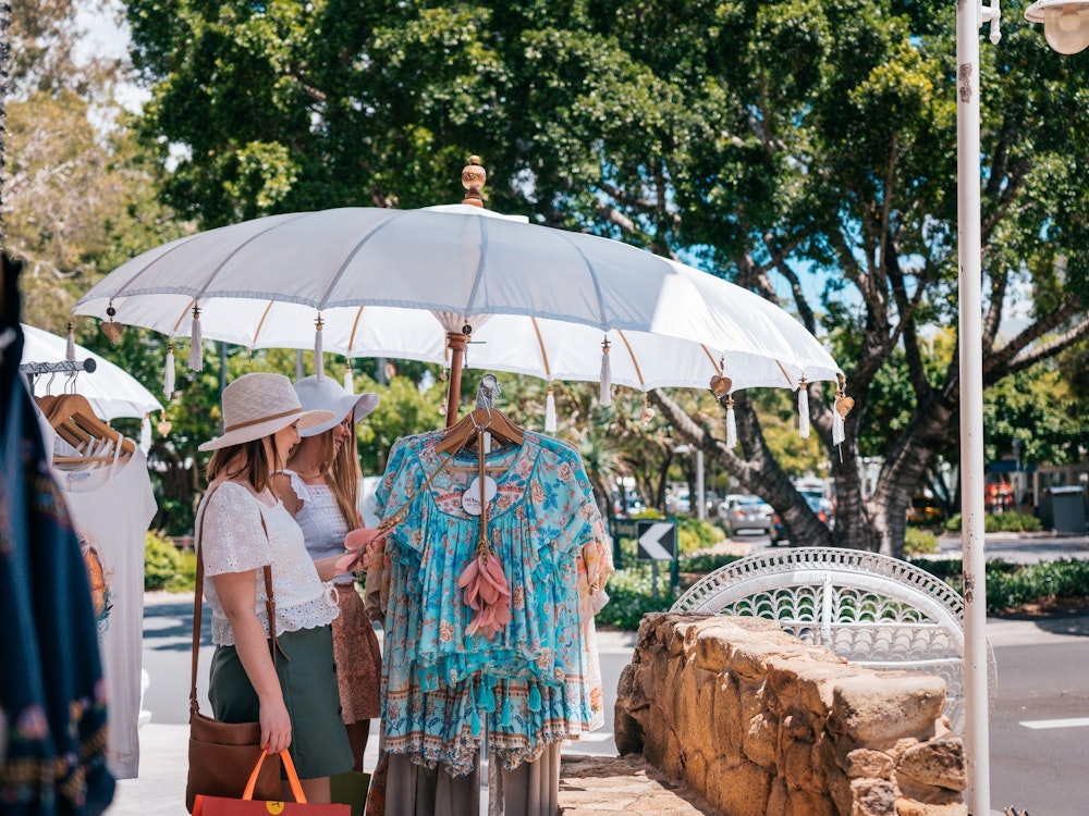 Aus queensland noosa hastings street shopping