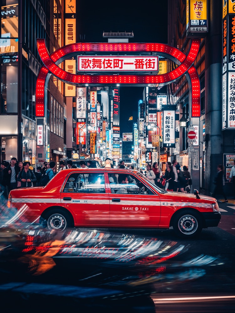 Taxi bei Nacht in Tokio