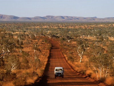 Aus outback safari car nature partner see and do adventurous