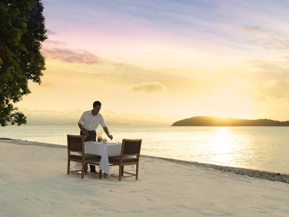 Aus hamilton island relax beach private dinner partner stays luxury