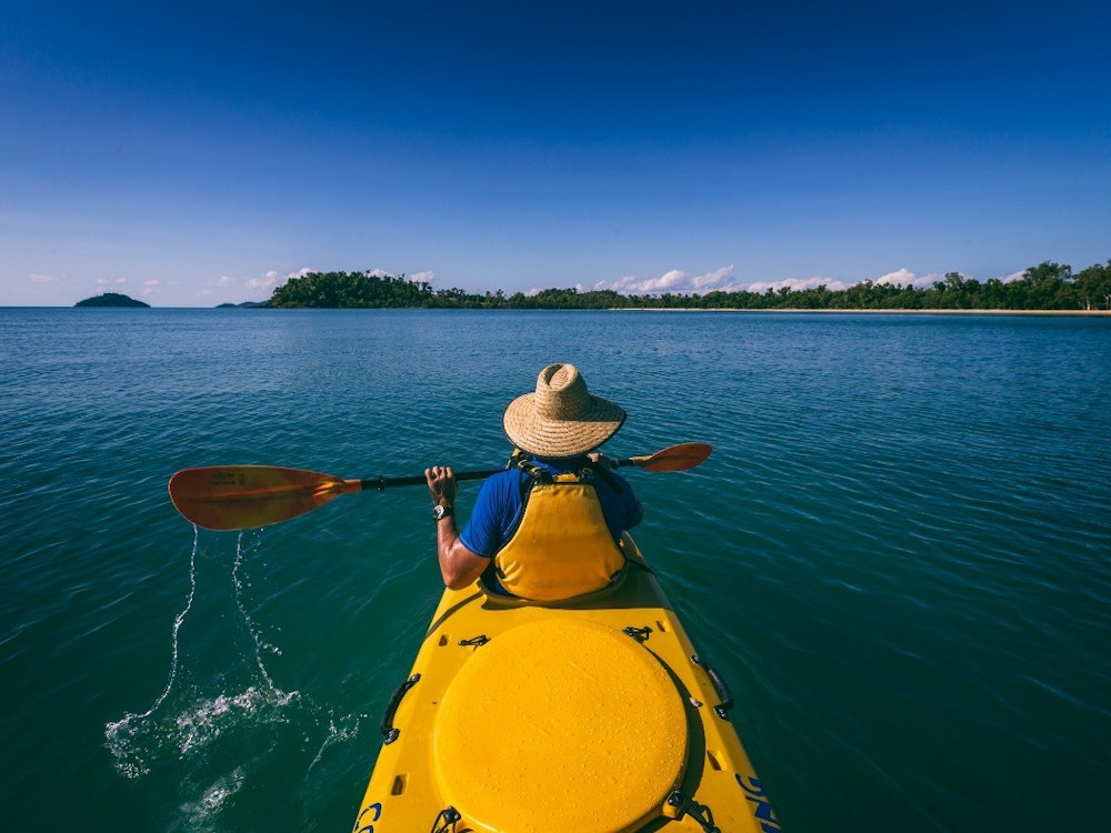 Egoperspektive in Kayak auf Wasser
