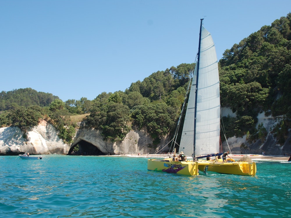 Gorgeous sailing trip | New Zealand active holiday