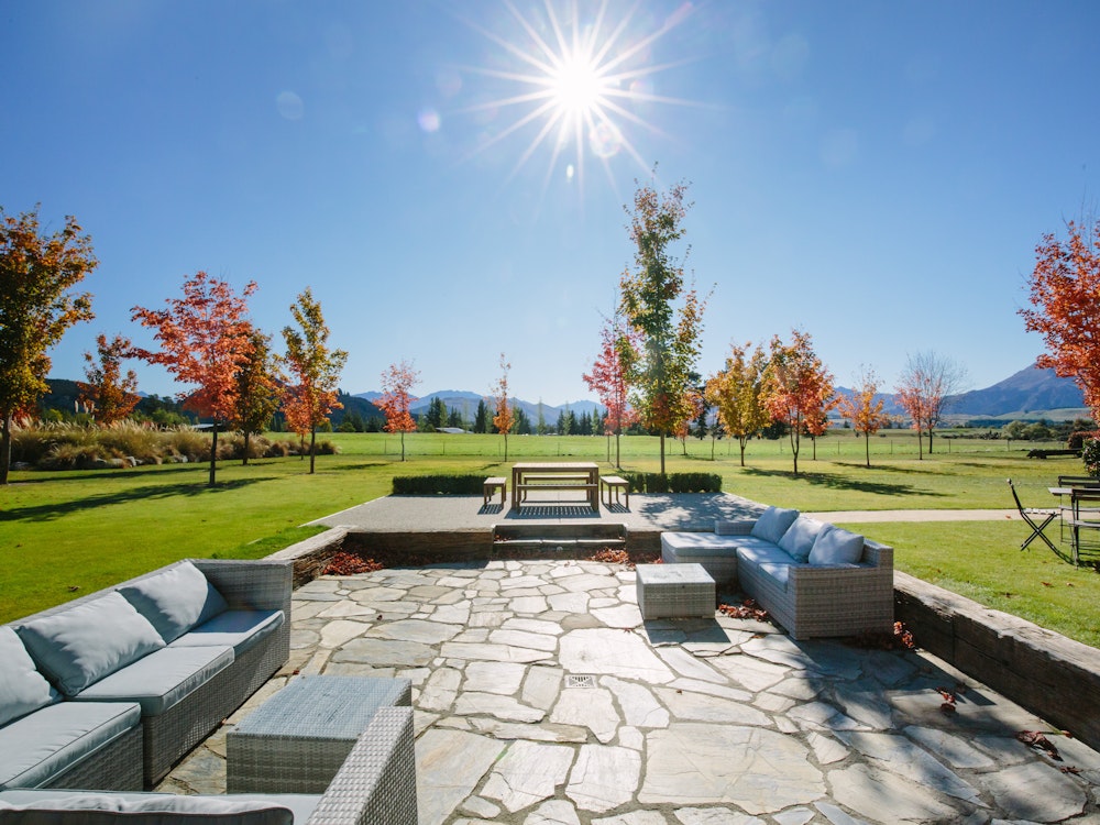 Stay with locals and experience true New Zealand hospitality