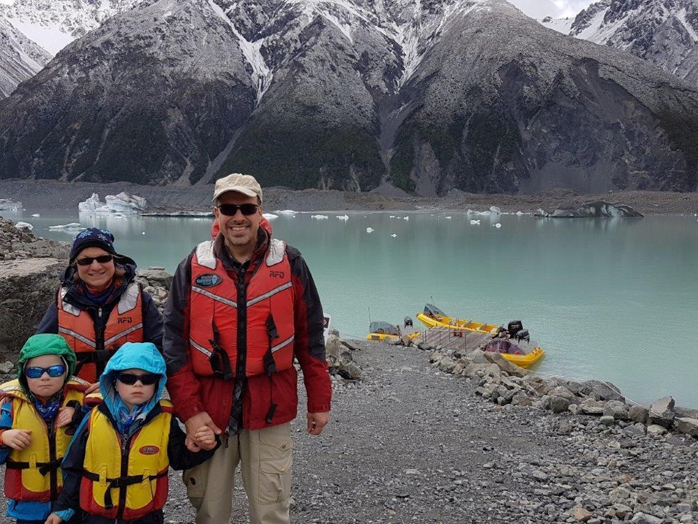 Fam Kiworr NZ 2017 Mt Cook Gletschersee